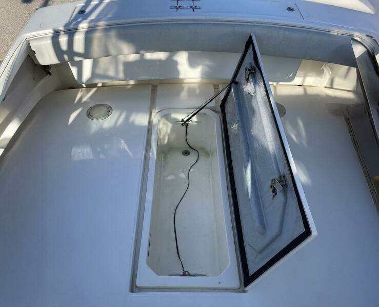 Low Bid 28ft Albemarle Yacht For Sale