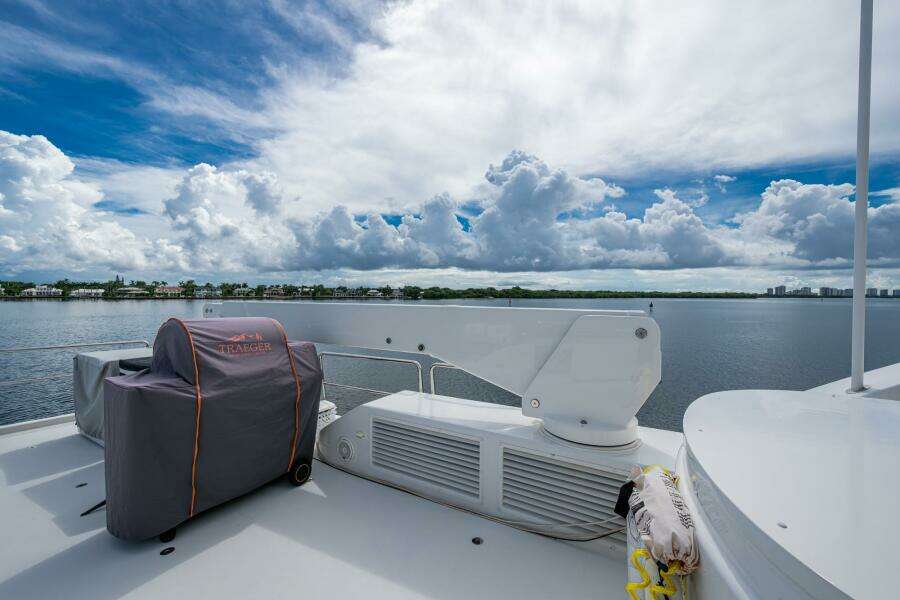 Lila Cuy 112ft Westport Yacht For Sale