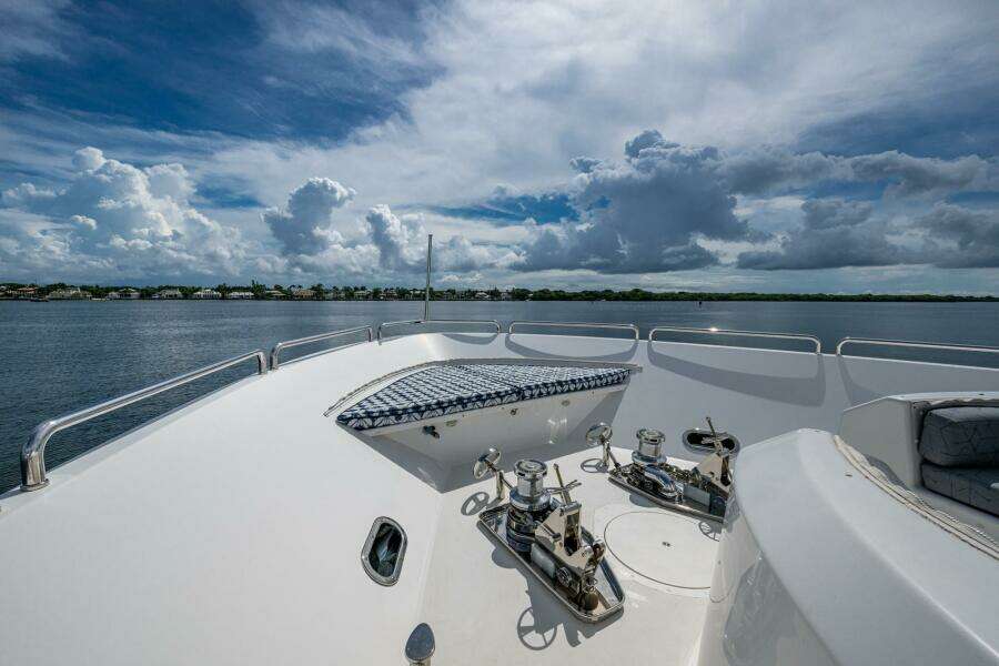 Lila Cuy 112ft Westport Yacht For Sale