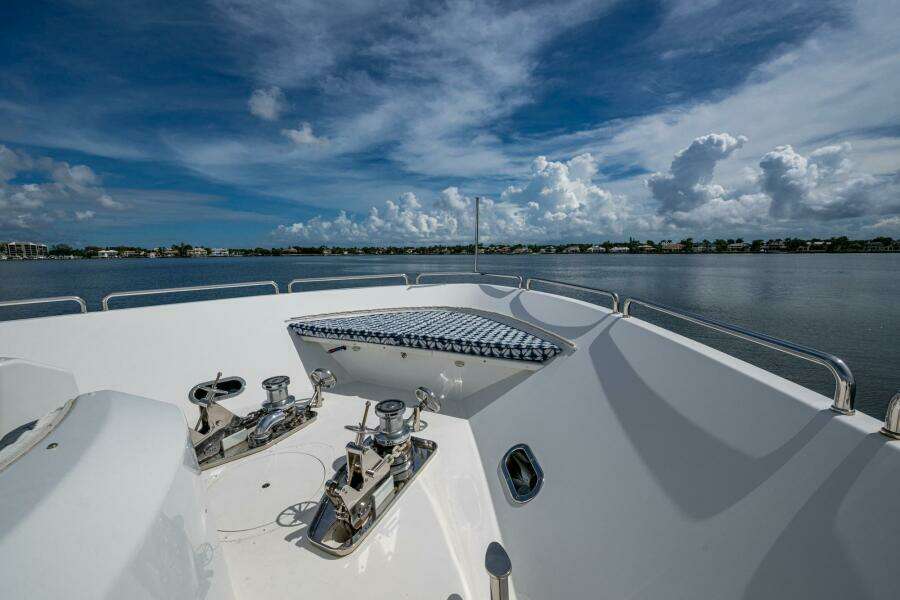 Lila Cuy 112ft Westport Yacht For Sale