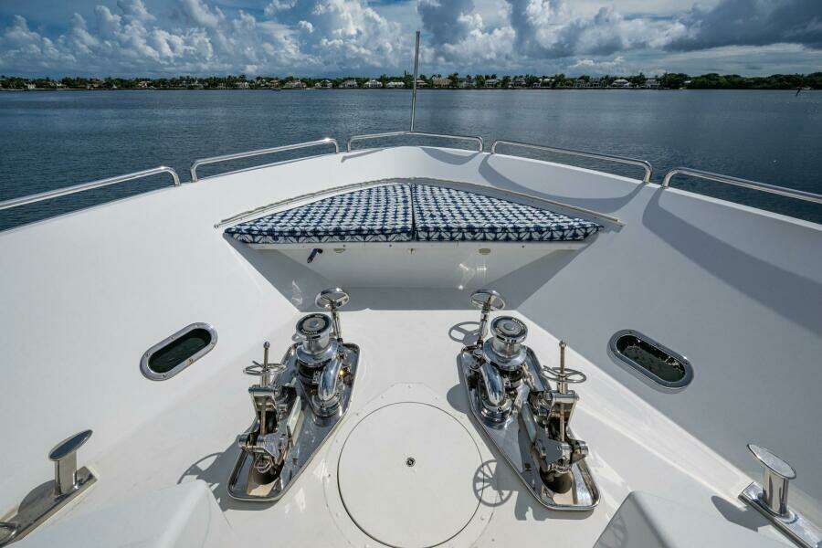 Lila Cuy 112ft Westport Yacht For Sale