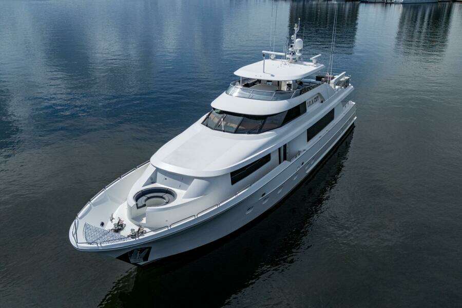 Lila Cuy 112ft Westport Yacht For Sale