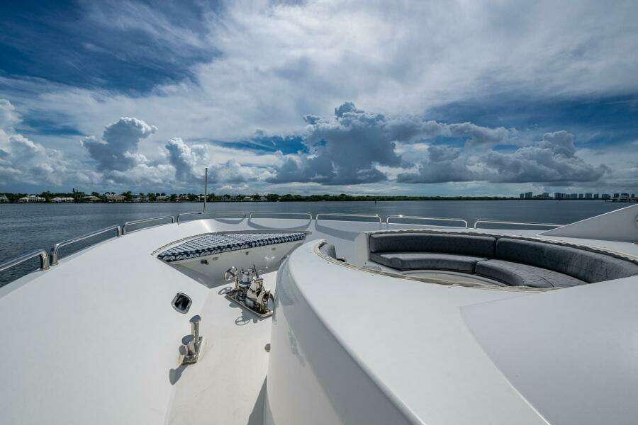 Lila Cuy 112ft Westport Yacht For Sale