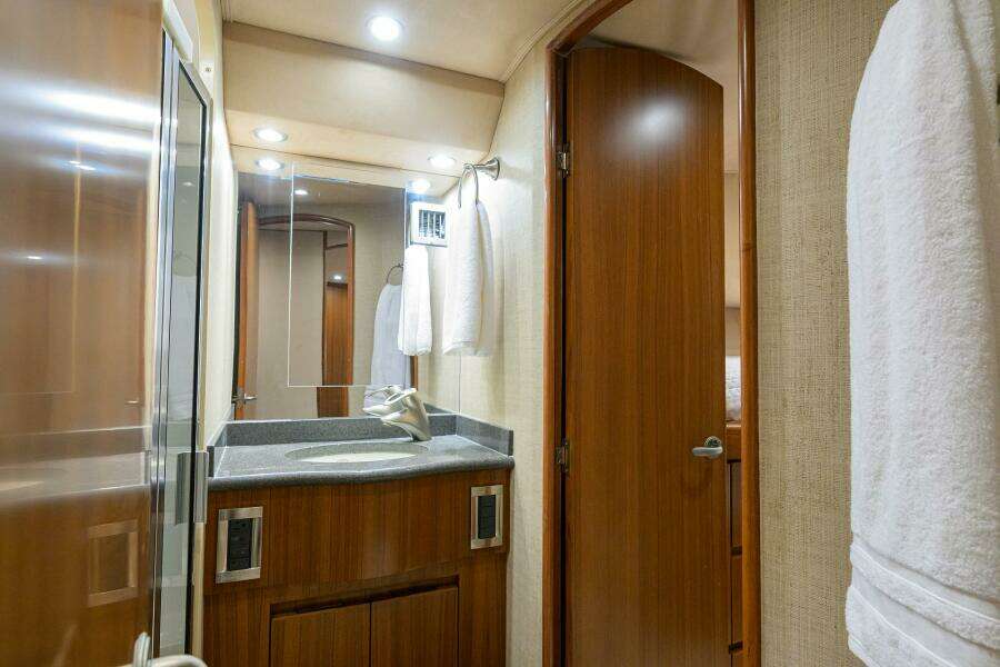 PRYORITIES 60ft Viking Yacht For Sale