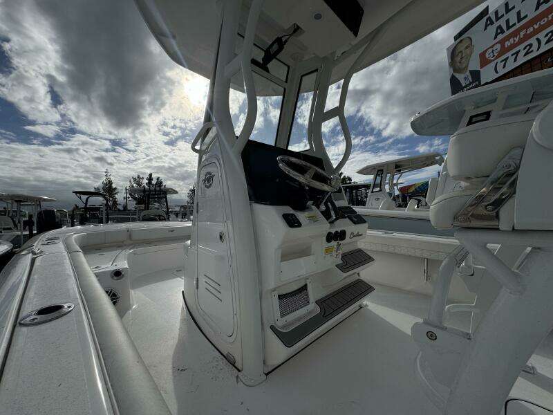 2500 Carolina Bay 25ft Tidewater Yacht For Sale
