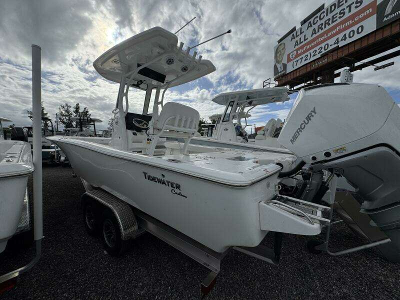 2500 Carolina Bay 25ft Tidewater Yacht For Sale
