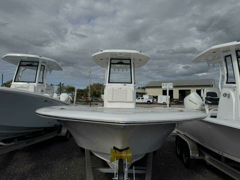 2500 Carolina Bay 25ft Tidewater Yacht For Sale