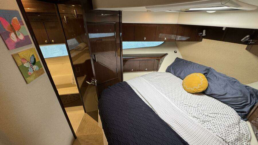 Forward VIP Centerline Queen