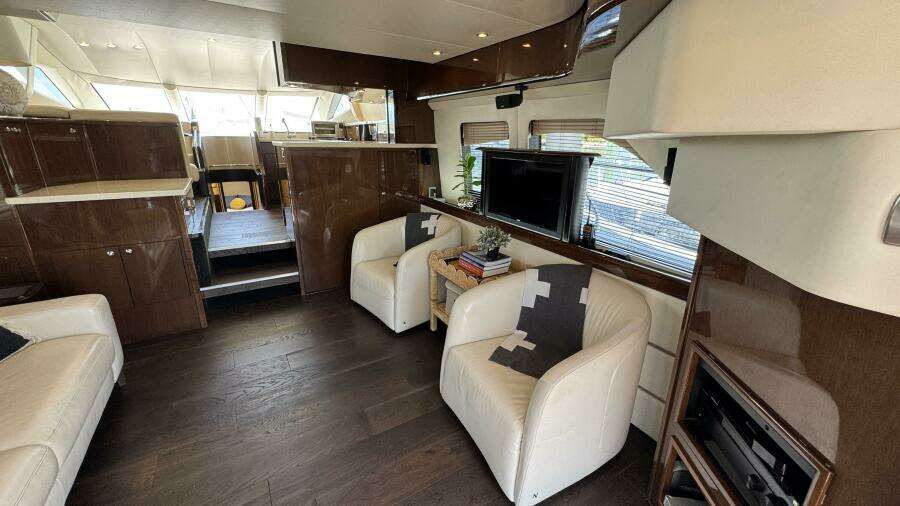 Salon Looking Starboard