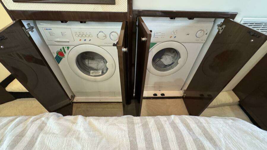 Owners Stateroom Laundry