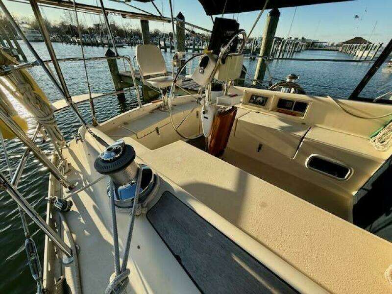 WINDFALL 40ft Caliber Yacht For Sale