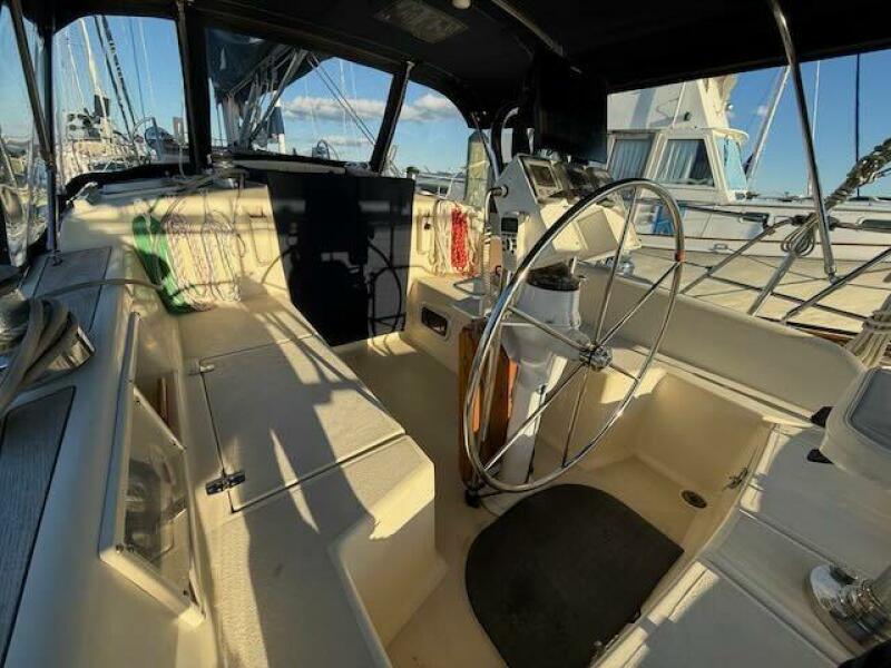 40' 1999 Caliber 40 LRC