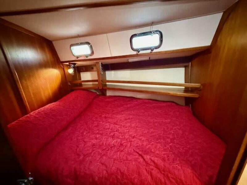 40' 1999 Caliber 40 LRC