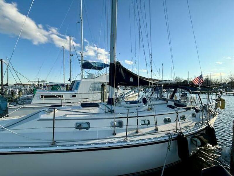 40' 1999 Caliber 40 LRC