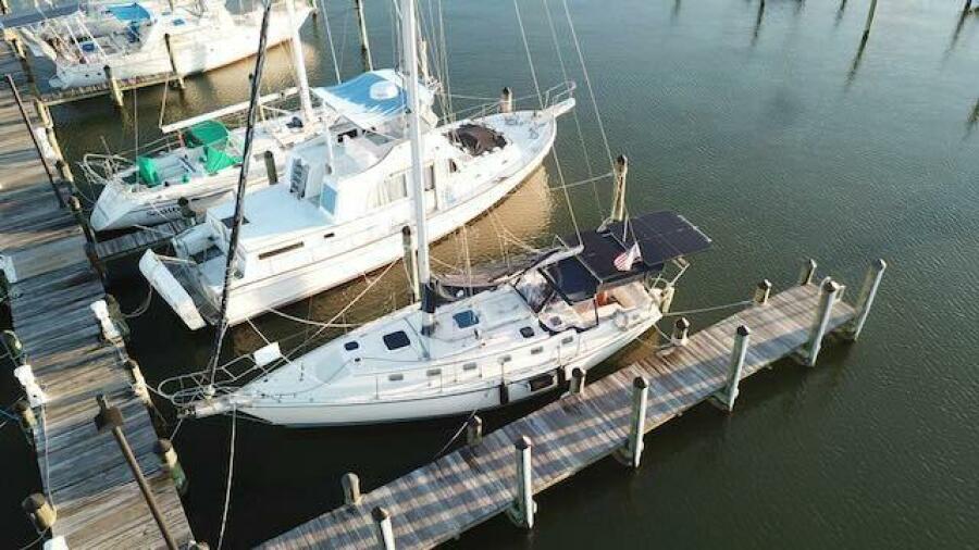 40' 1999 Caliber 40 LRC