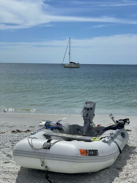 40' 1999 Caliber 40 LRC