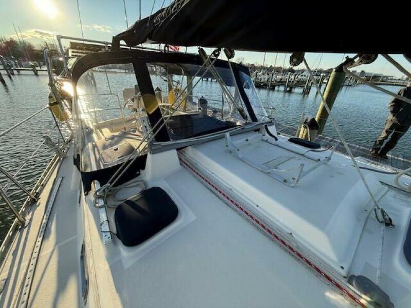 40' 1999 Caliber 40 LRC