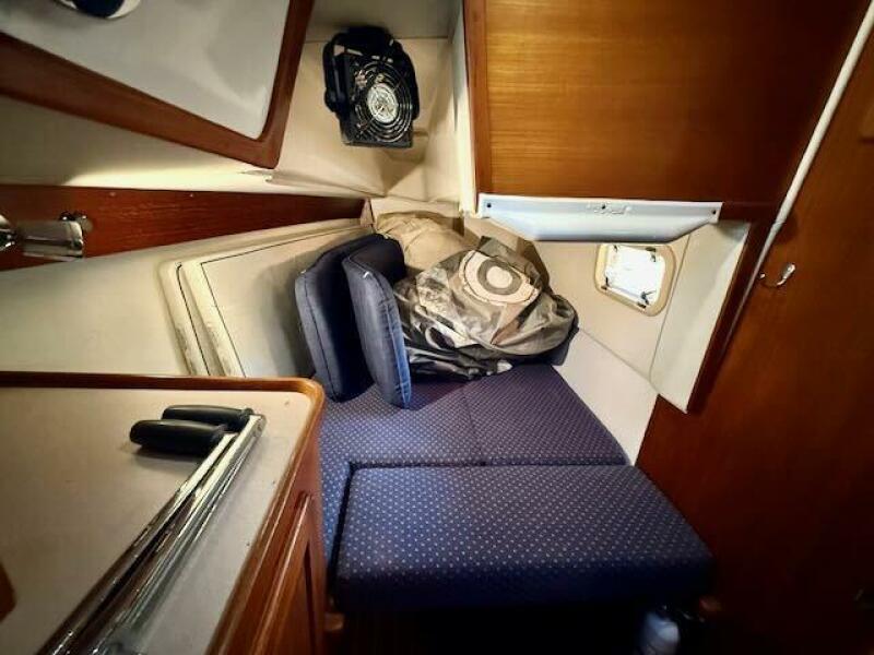 40' 1999 Caliber 40 LRC