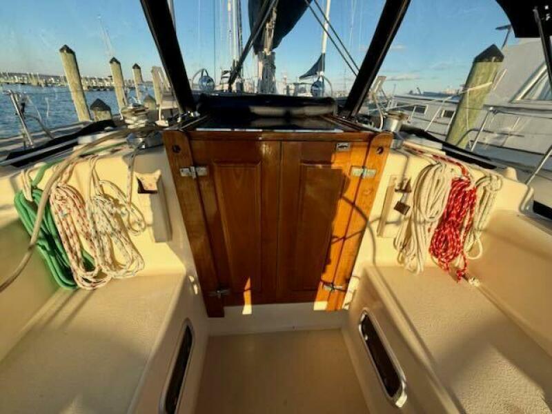 40' 1999 Caliber 40 LRC