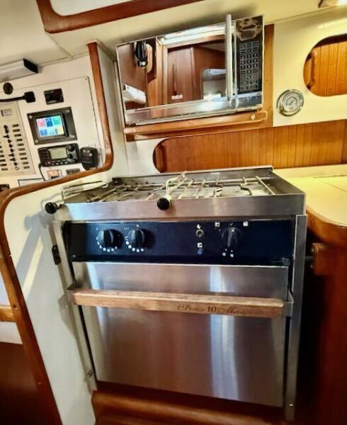 40' 1999 Caliber 40 LRC