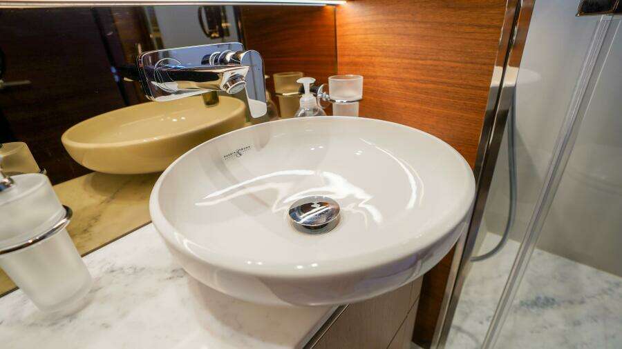 Making Time 62ft Princess Yacht For Sale