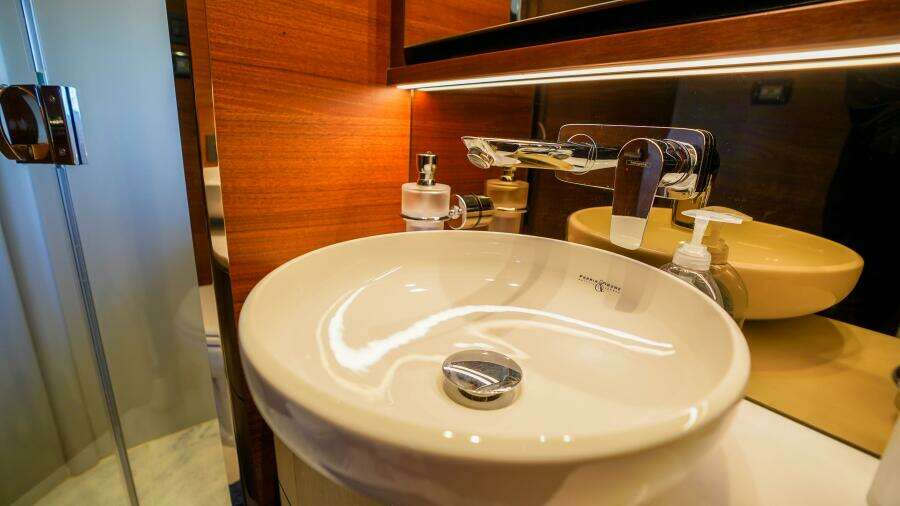 Making Time 62ft Princess Yacht For Sale