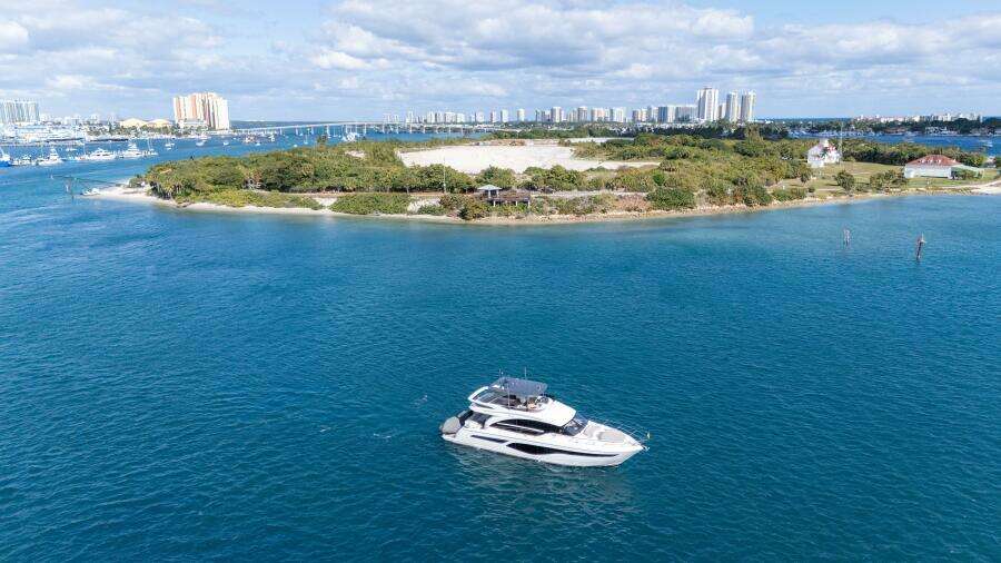 Making Time 62ft Princess Yacht For Sale