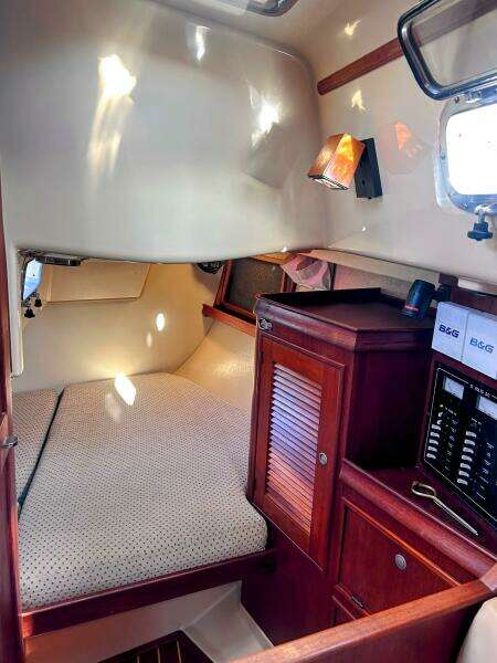 Offline 32ft Island Packet Yacht For Sale