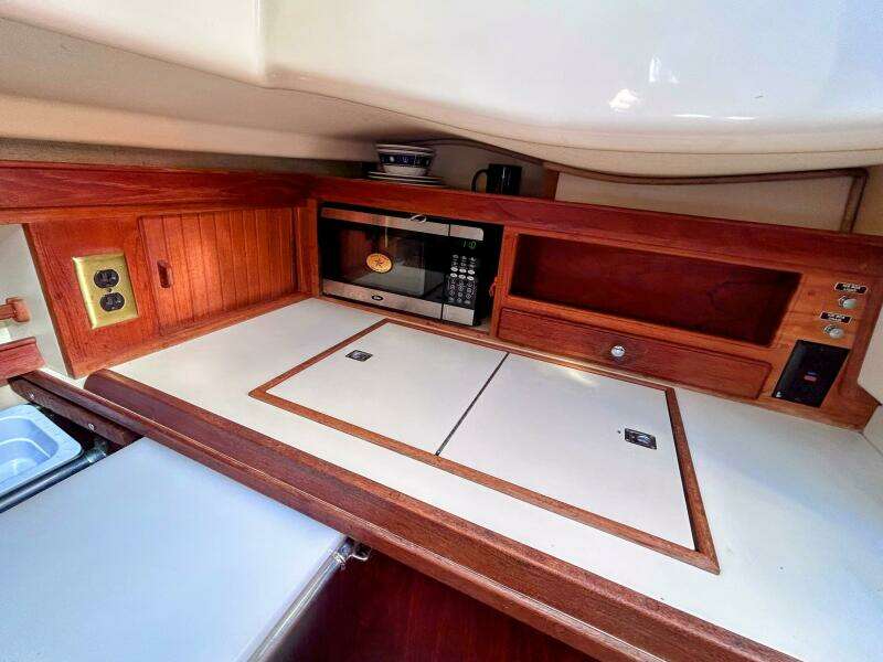 Offline 32ft Island Packet Yacht For Sale