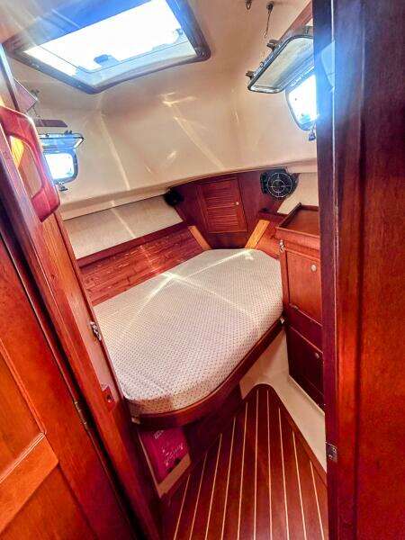 Offline 32ft Island Packet Yacht For Sale