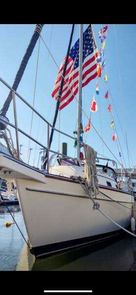 Offline 32ft Island Packet Yacht For Sale