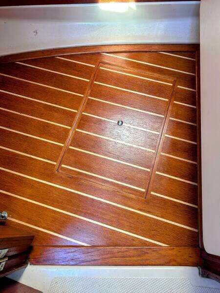 Offline 32ft Island Packet Yacht For Sale