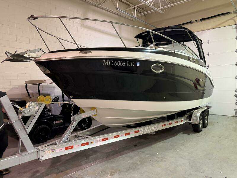 26ft Crownline Yacht For Sale