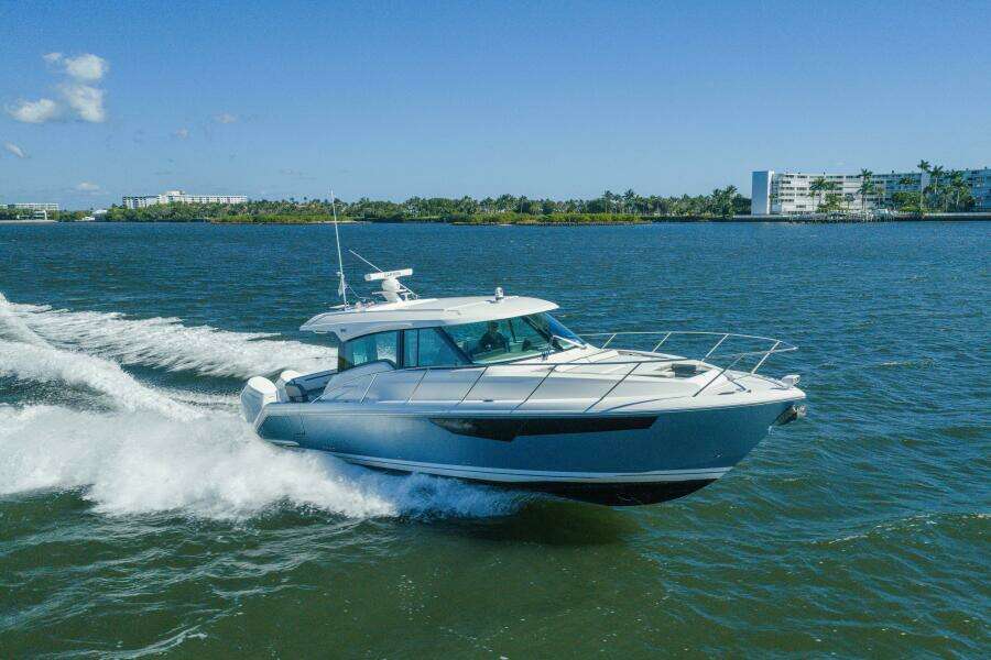 NEXT LEVEL 43ft Tiara Yachts Yacht For Sale