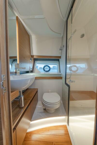 43' 2025 Tiara Yachts 43 LE