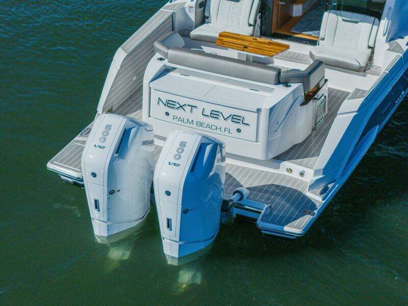 NEXT LEVEL 43ft Tiara Yachts Yacht For Sale