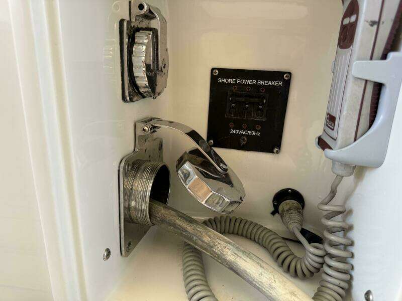 Blue Delft 40ft Chris Craft Yacht For Sale