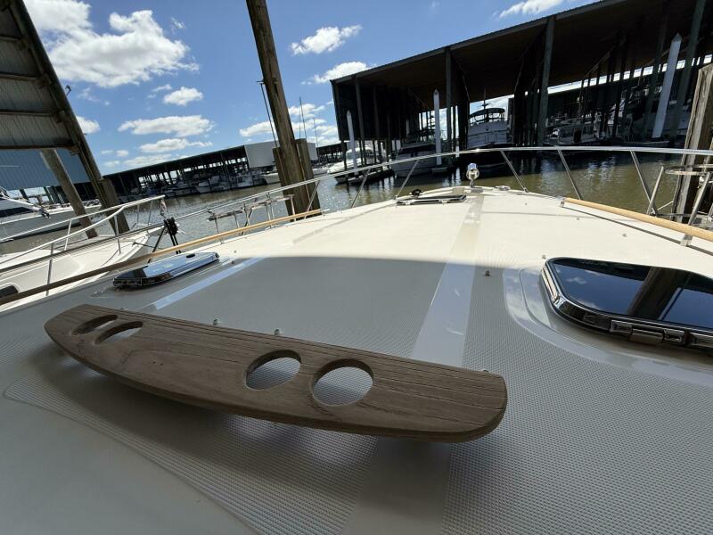 40' 2007 Chris-Craft Roamer 40