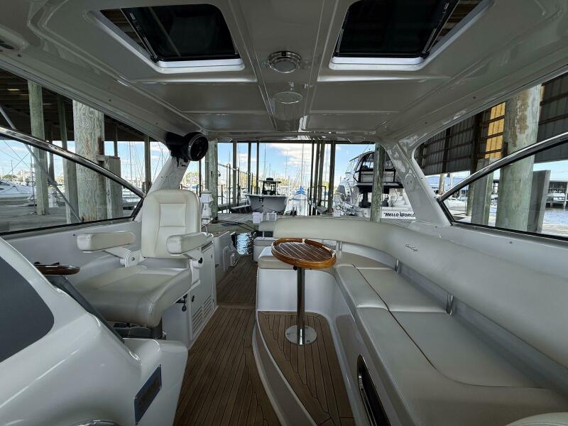 40' 2007 Chris-Craft Roamer 40