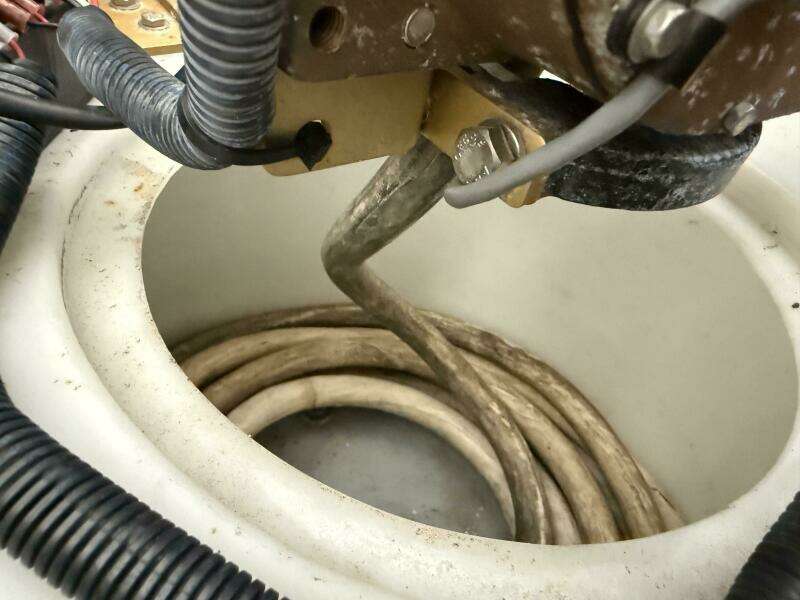 Blue Delft 40ft Chris Craft Yacht For Sale