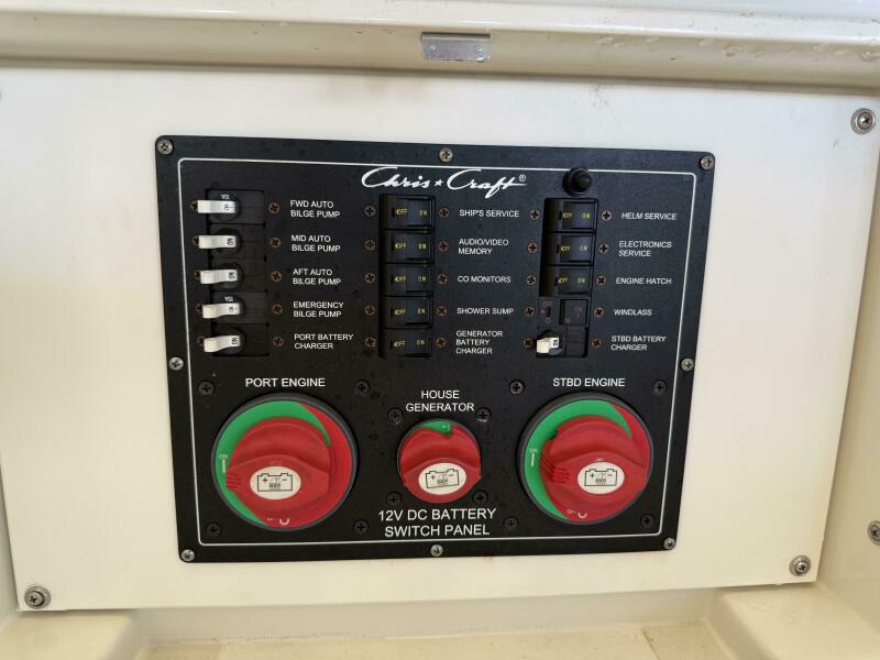 40' 2007 Chris-Craft Roamer 40