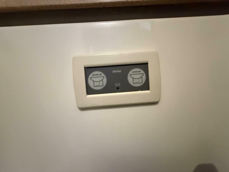 40' 2007 Chris-Craft Roamer 40