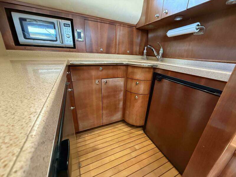 Blue Delft 40ft Chris Craft Yacht For Sale