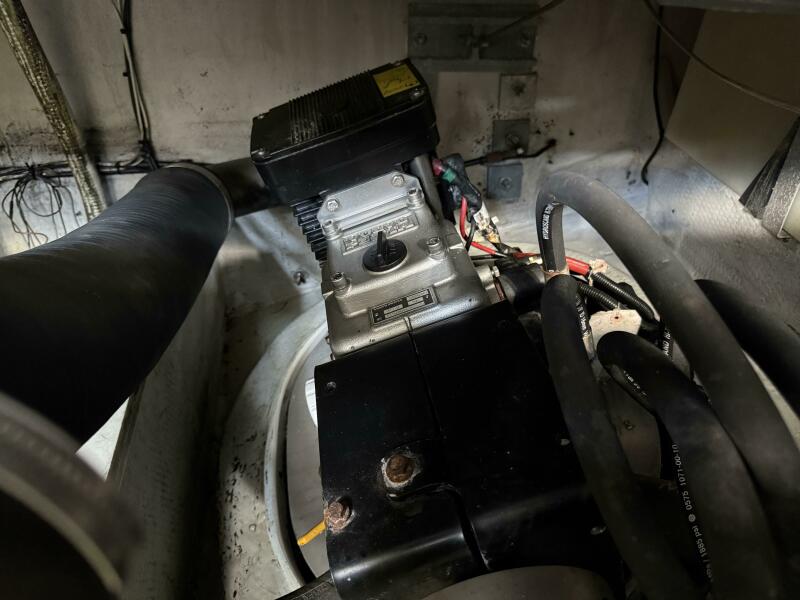 40' 2007 Chris-Craft Roamer 40