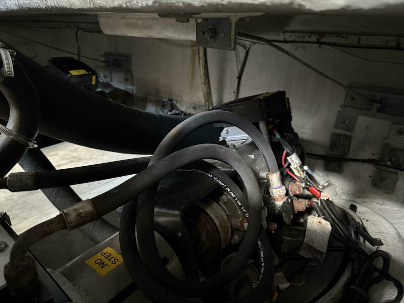 40' 2007 Chris-Craft Roamer 40