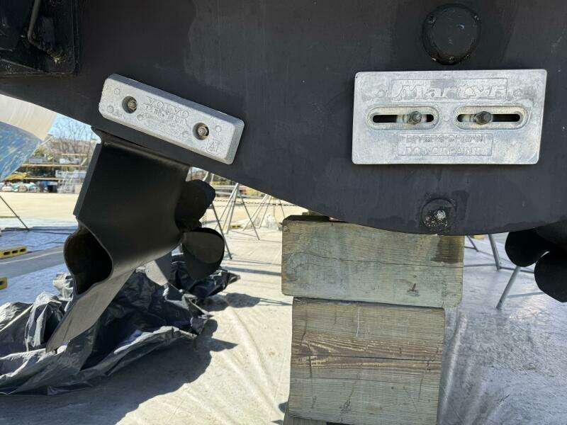 Blue Delft 40ft Chris Craft Yacht For Sale