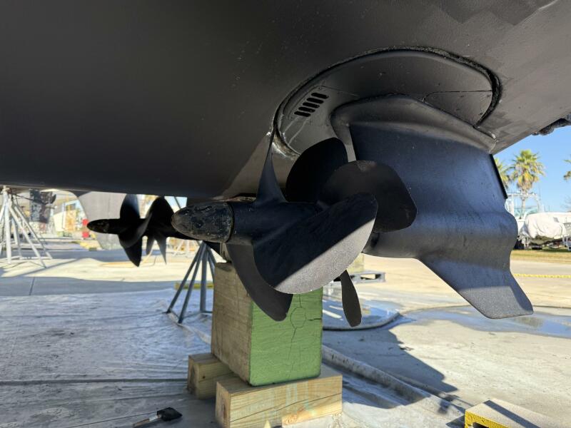 40' 2007 Chris-Craft Roamer 40