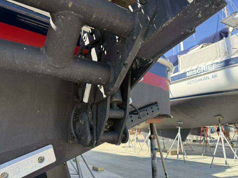 Blue Delft 40ft Chris Craft Yacht For Sale