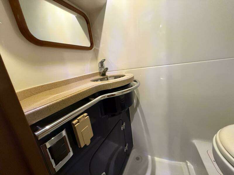 Blue Delft 40ft Chris Craft Yacht For Sale