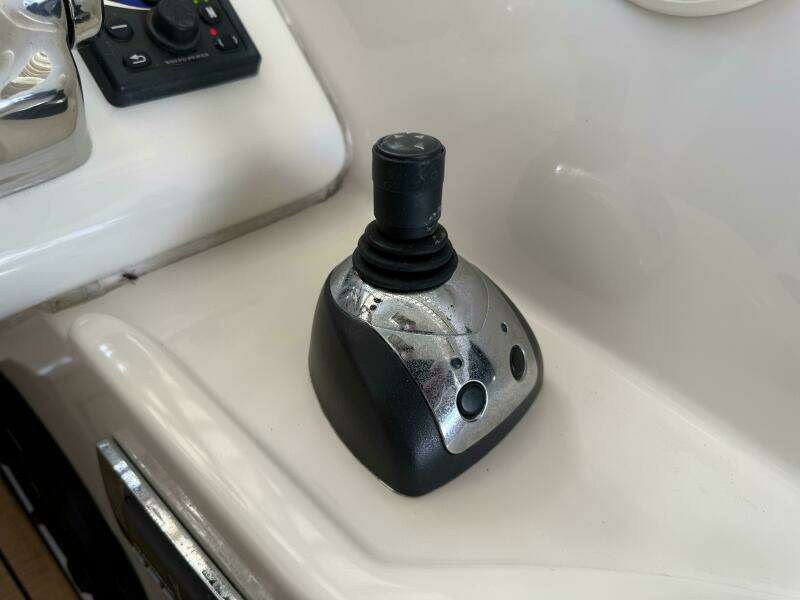 Blue Delft 40ft Chris Craft Yacht For Sale